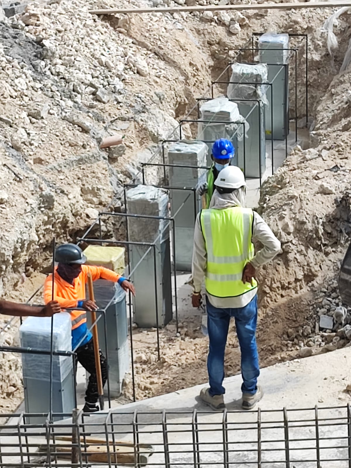GS Automatic Bollards Installed at Oasis Hotel Qatar